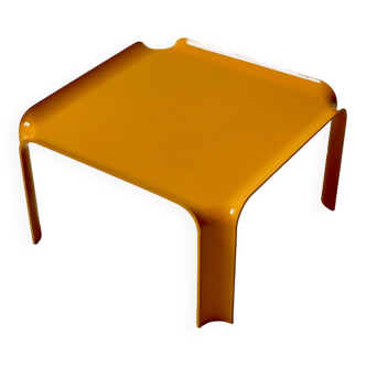 Coffee table T 877 by Pierre Paulin for Artifort 1970