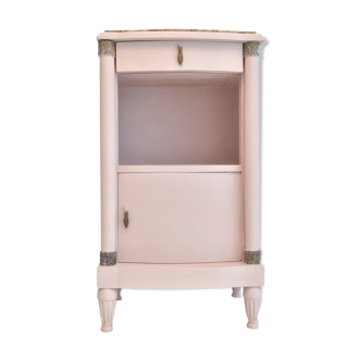 Bedside table