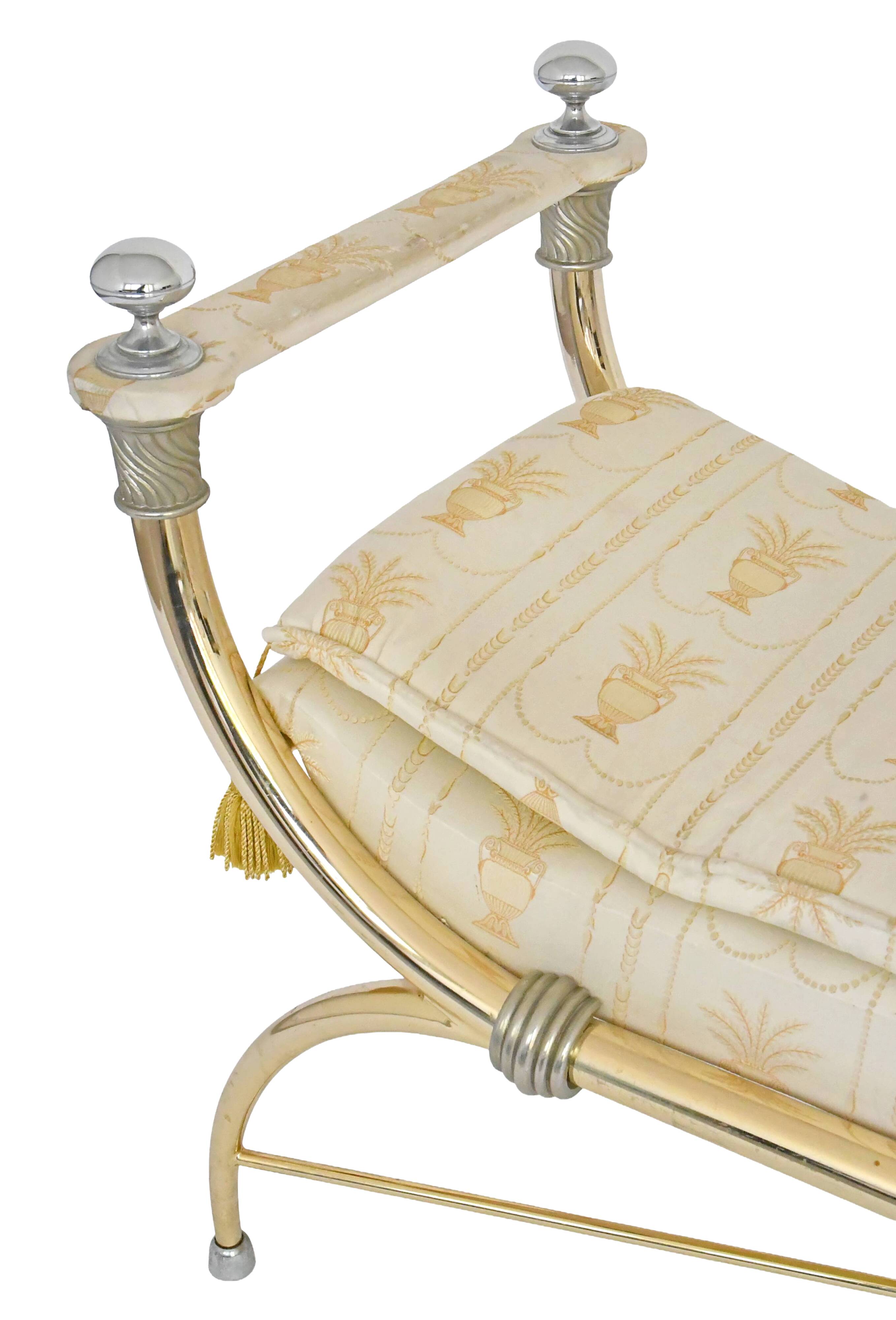 Bench in gilded brass and Empire-style fabric