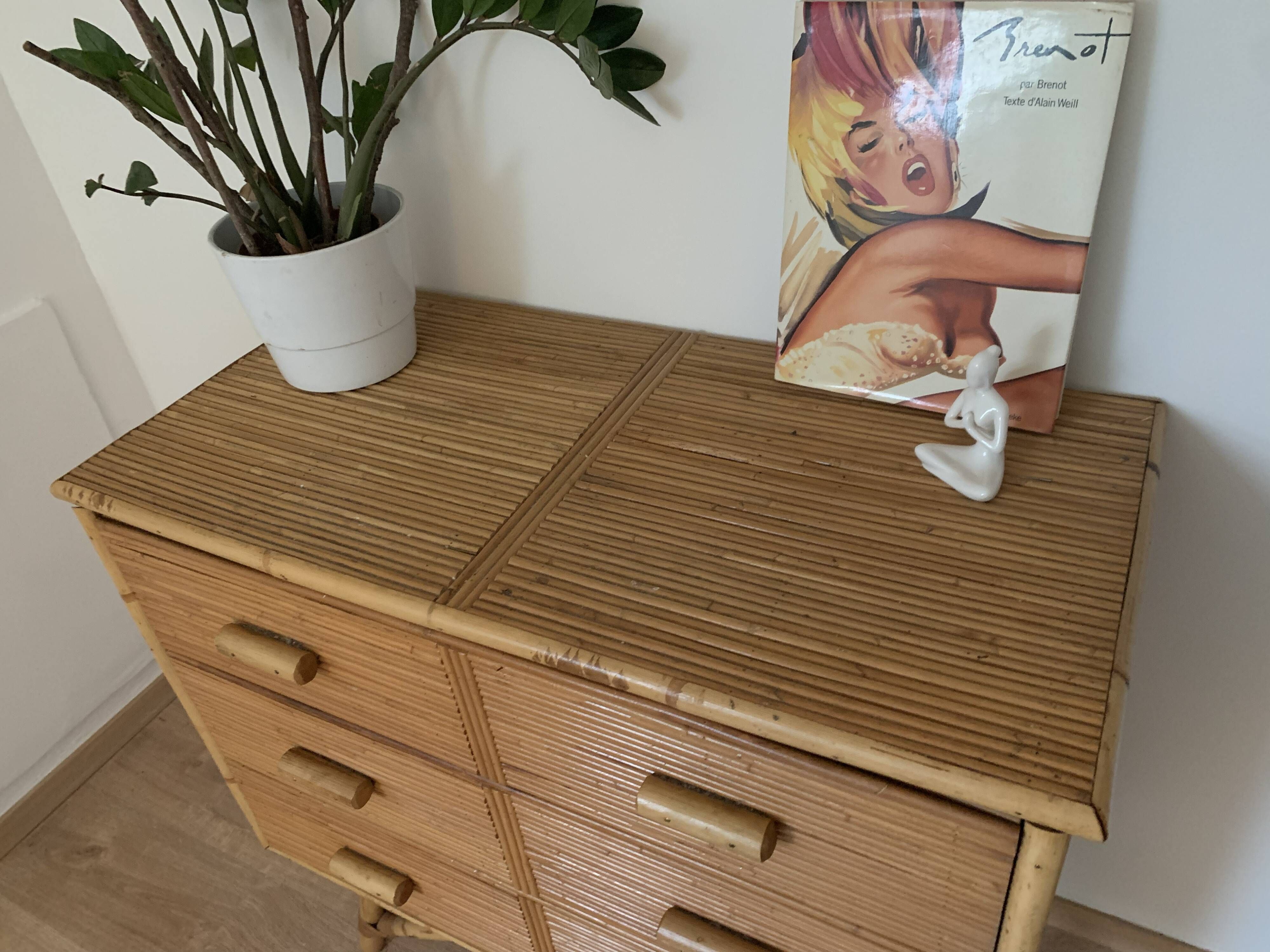 3-drawer rattan/bamboo chest of drawers attributed to Adrien Audoux and Frida Minnet. Circa 1950