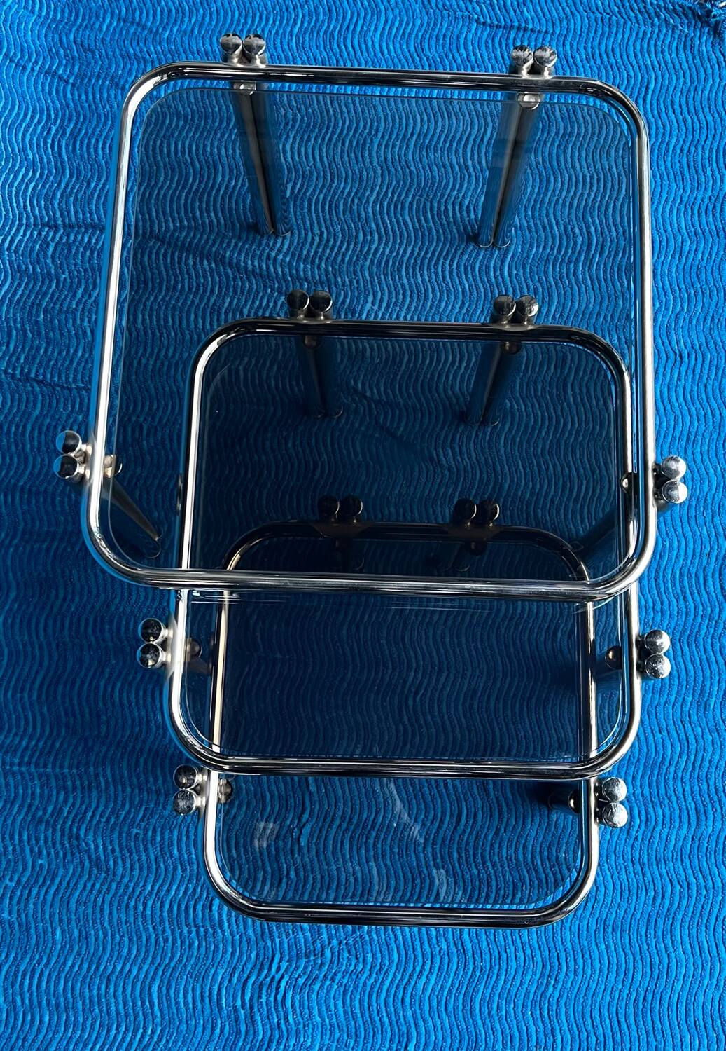 Set of 3 vintage nesting tables 1970 hollywood regency gold metal