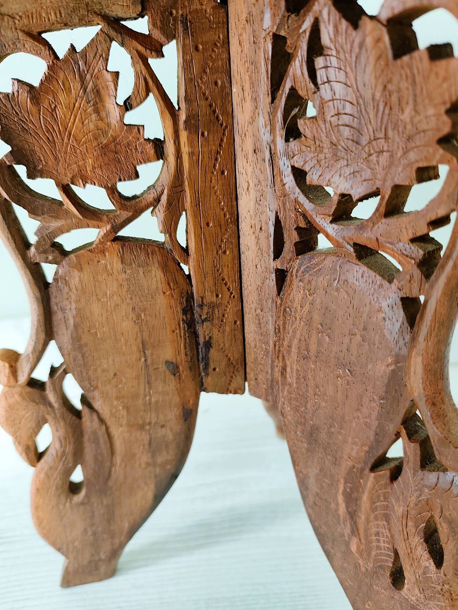 Tabouret marocain en bois sculpté