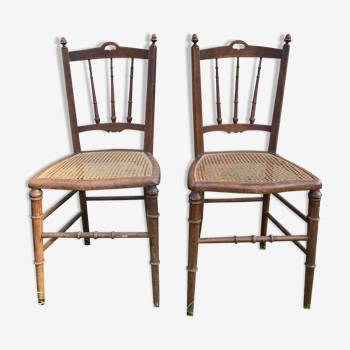 Paire de chaises anciennes cannées