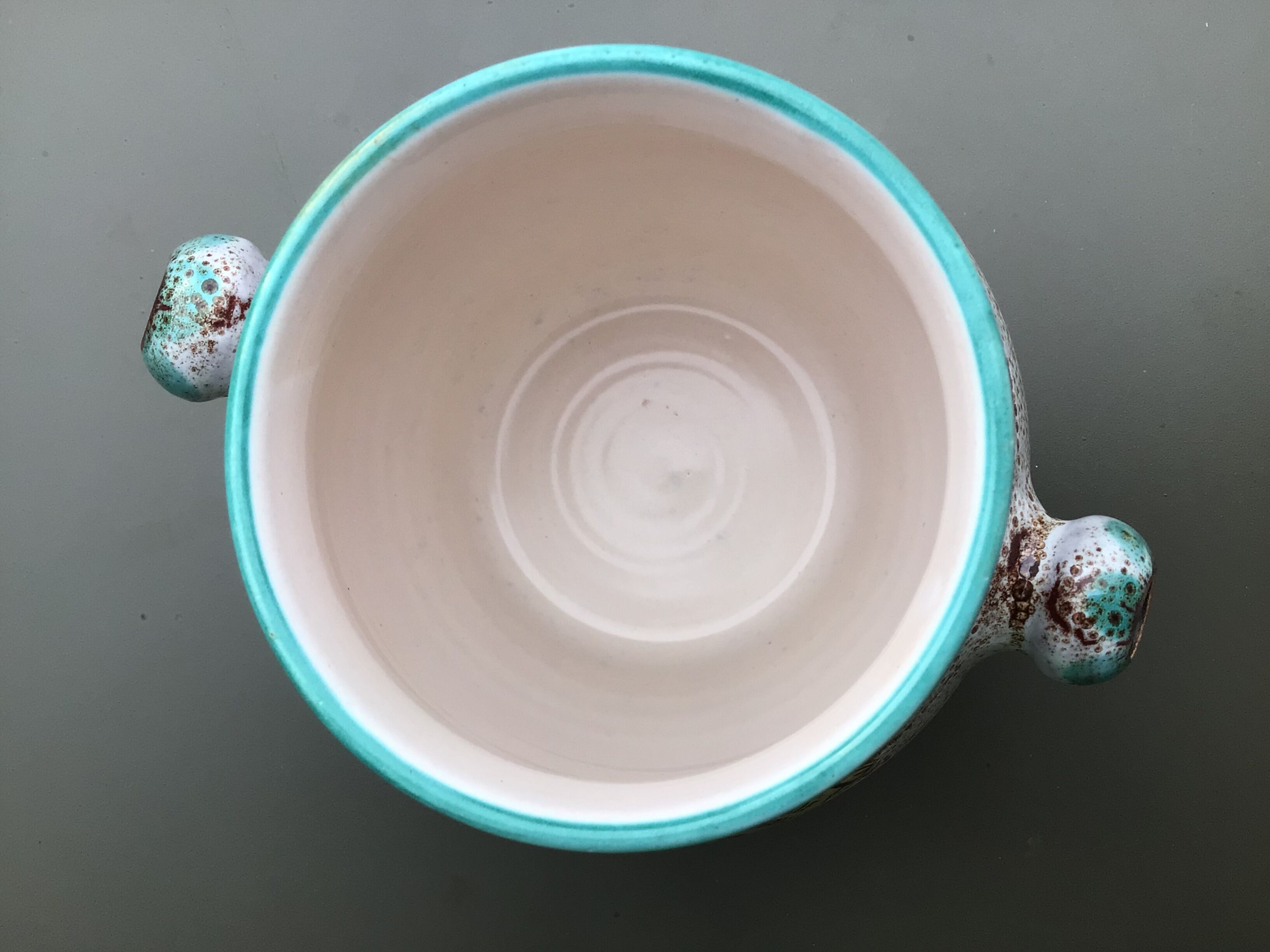 Vallauris Thistles covered pot for condiments