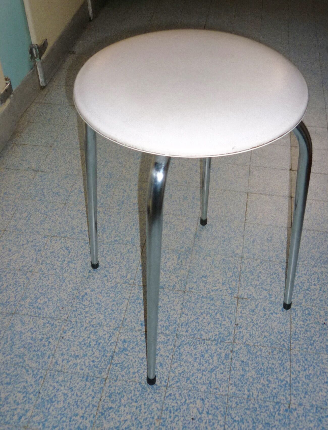 Tabouret de cuisine blanc
