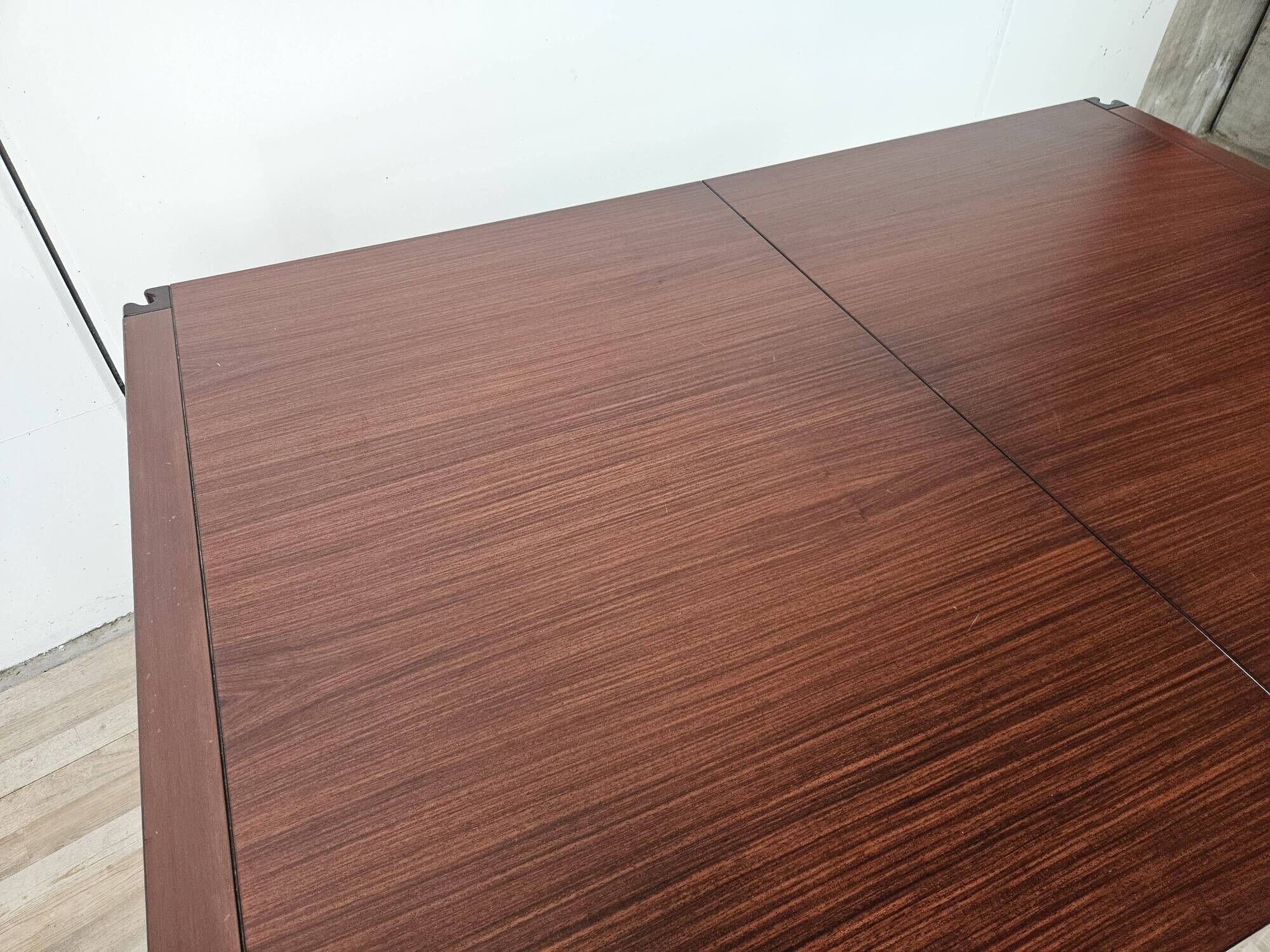 4D extendable dining table by Angelo Mangiarotti for Molteni, 1970