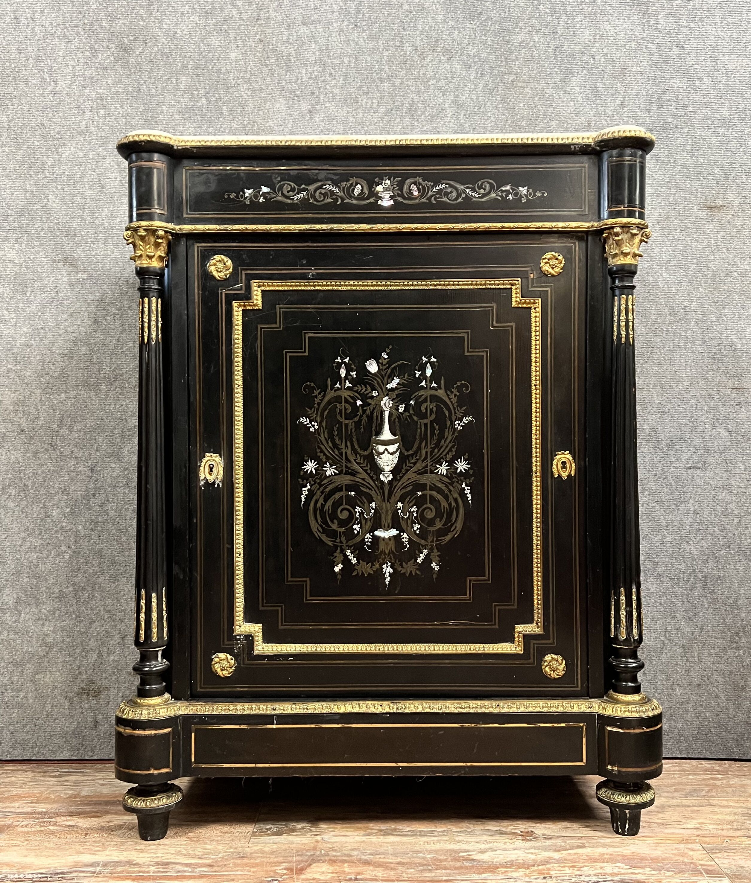 Superb support furniture Boulle era Napoleon III lacquered black around 1850
