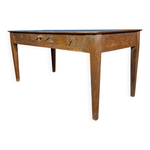 Ancien table de cuisine