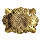 Cendrier en laiton néo-baroque estampé D.L. numéro 6 déposé