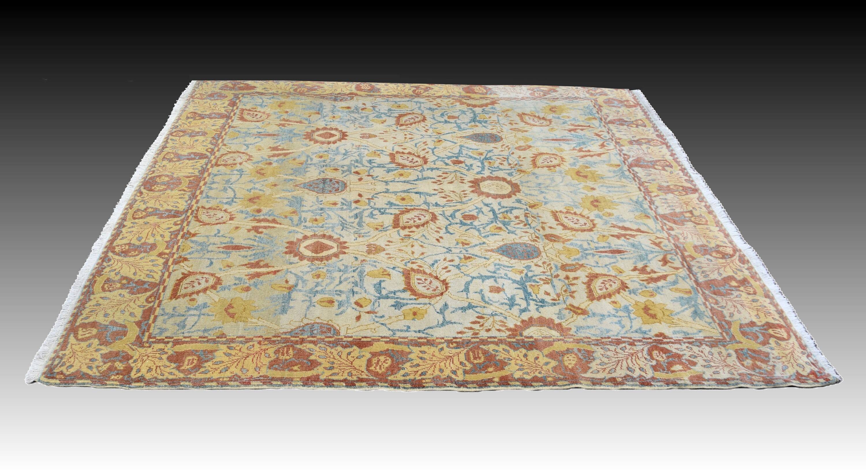 Oriental rug Iran Sultanabad: 3.00 x 2.94 Meters - Unusual square..