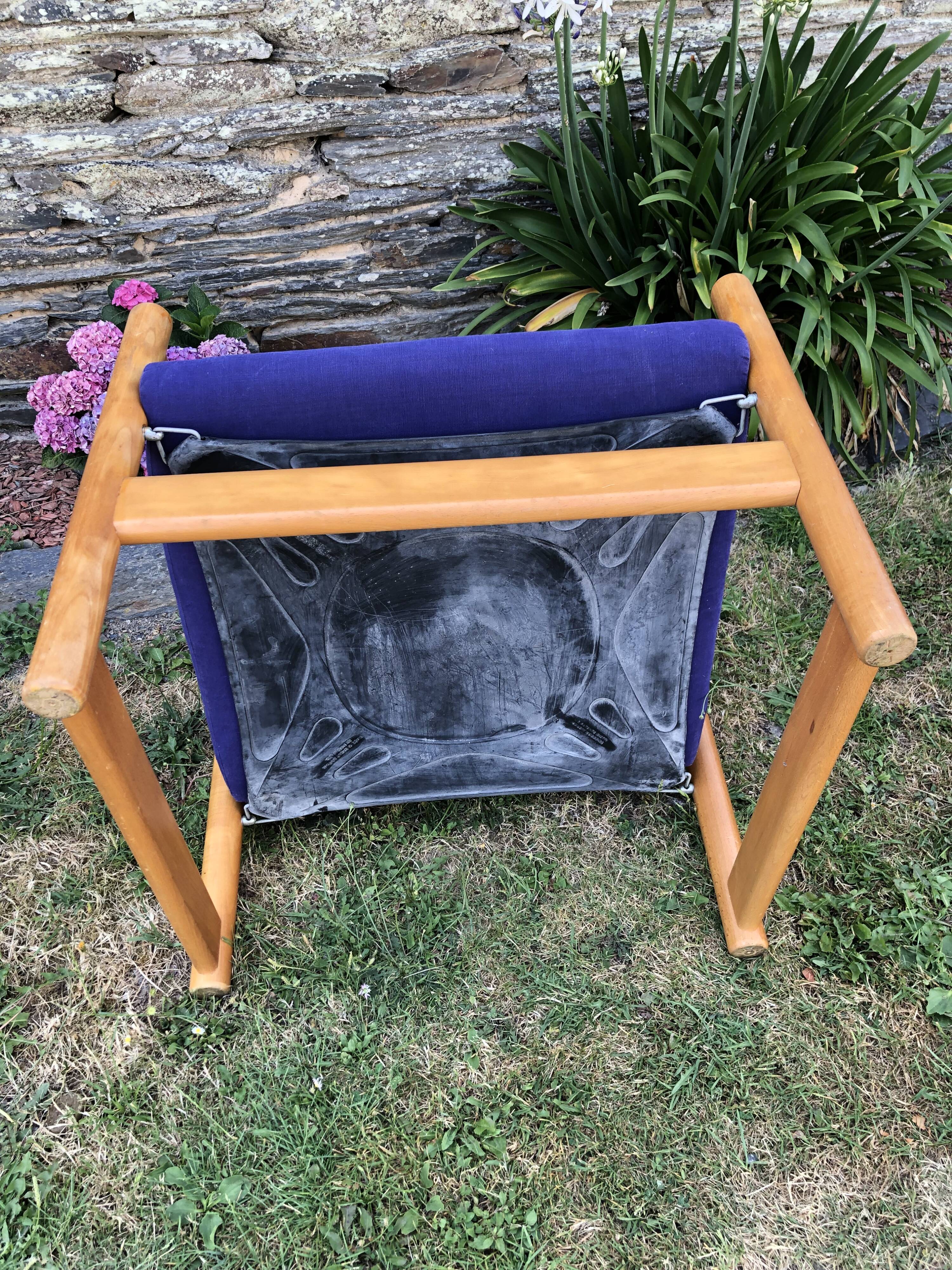 Duo de fauteuils vintage en hêtre lupton morton de john morton