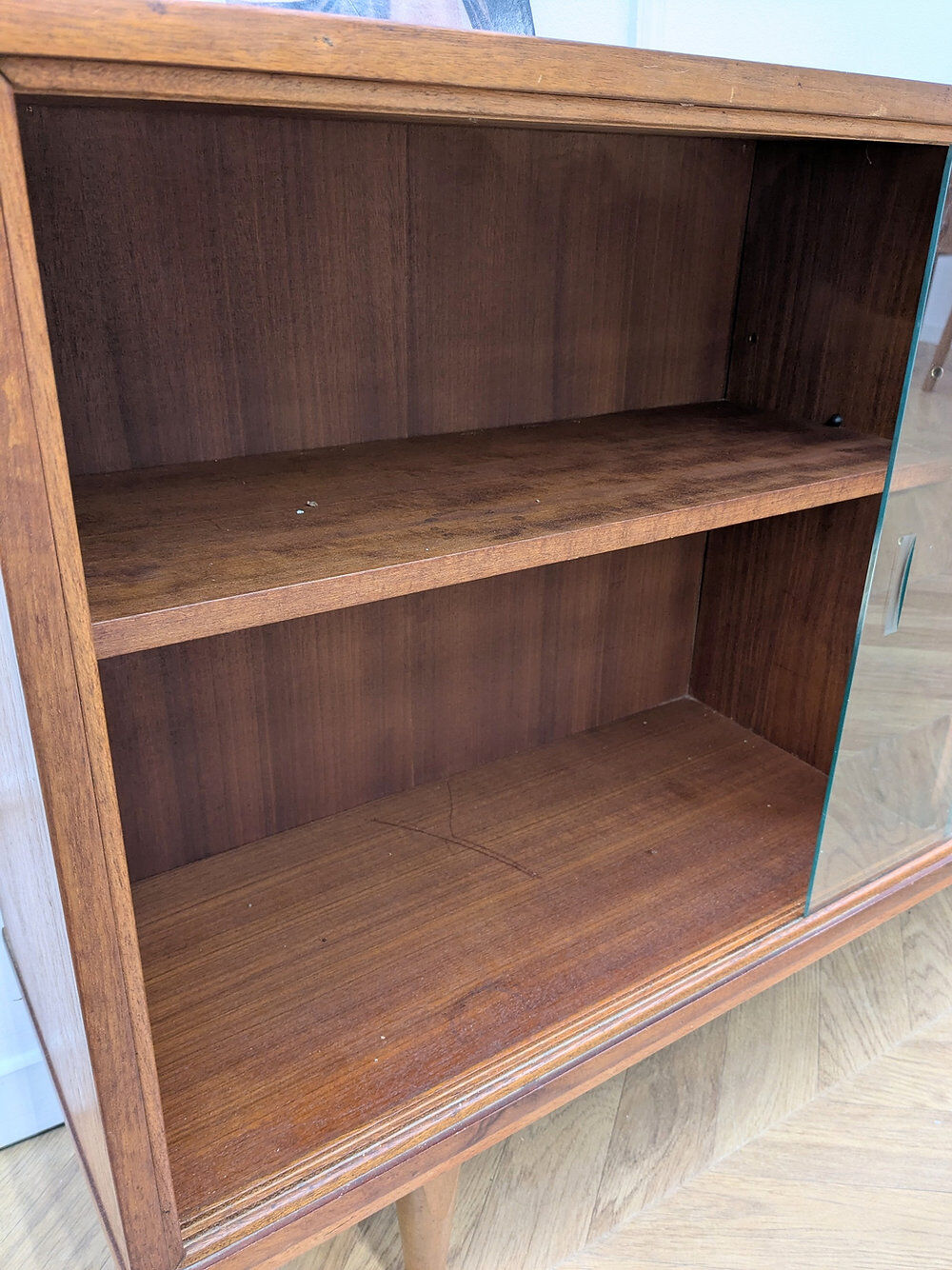 Vitrine en teck