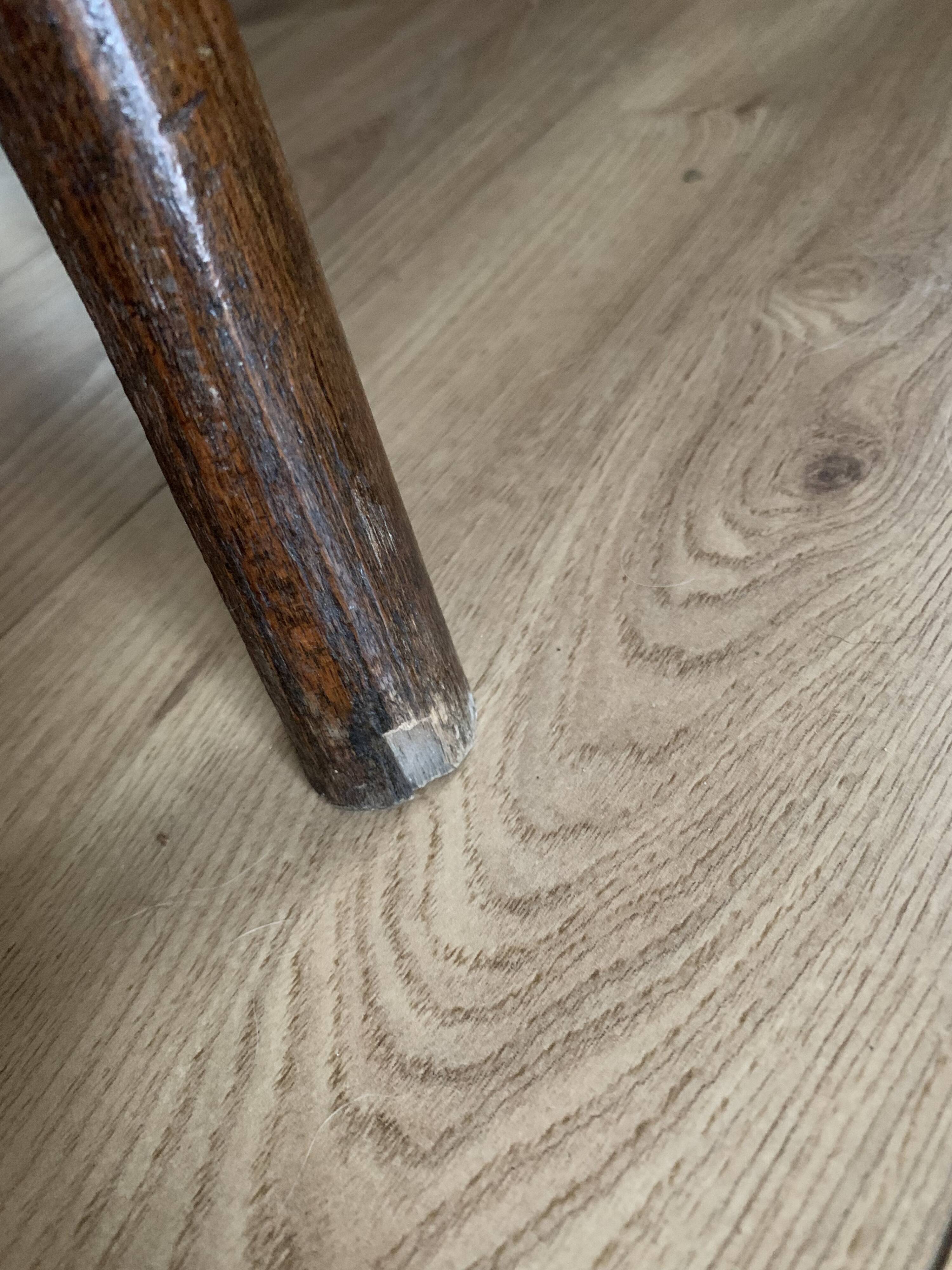 Paire de fauteuils cannés en bois courbe signés Thonet