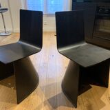 Black Venus chair ClassiCon