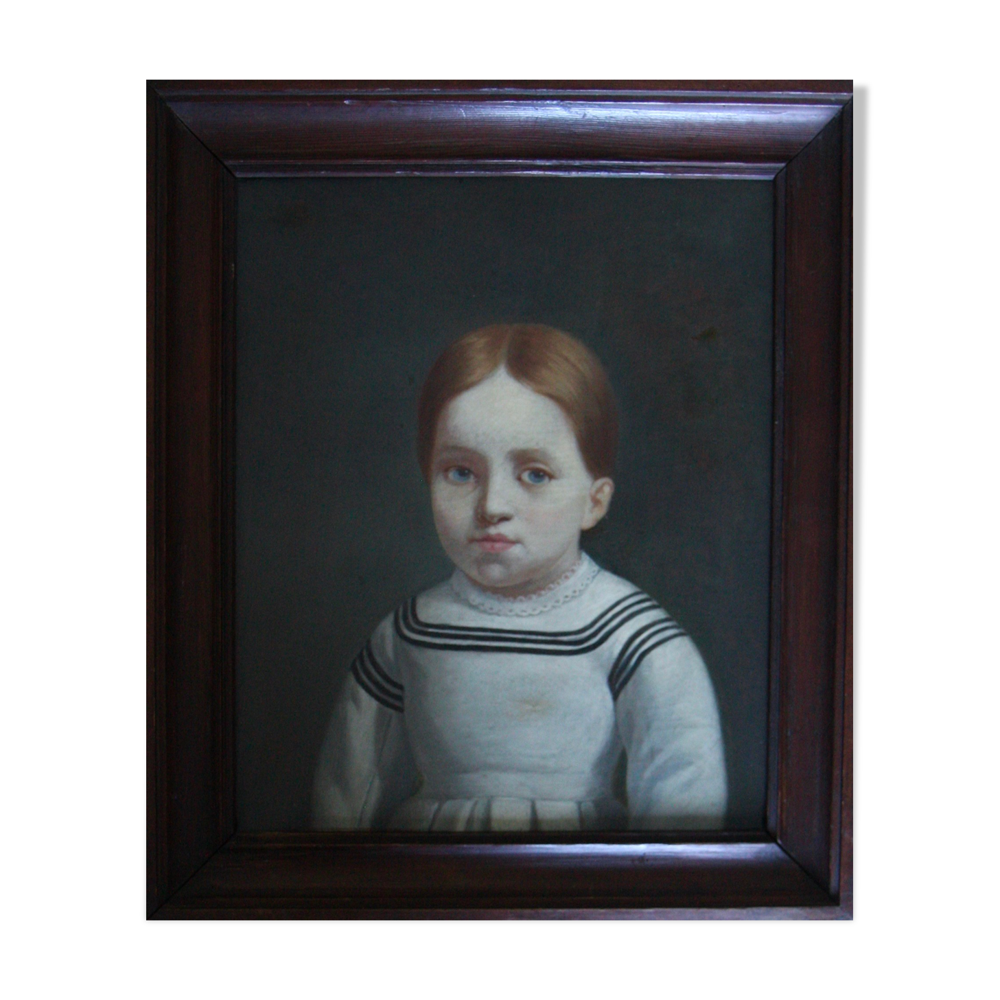 Tableau ancien portrait de petite fille aux yeux bleus huile sur toile XIXe siècle.