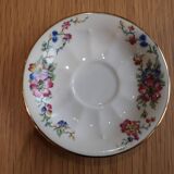 Coffee and tea service in Limoges porcelain with anemone flower pattern and gilding.