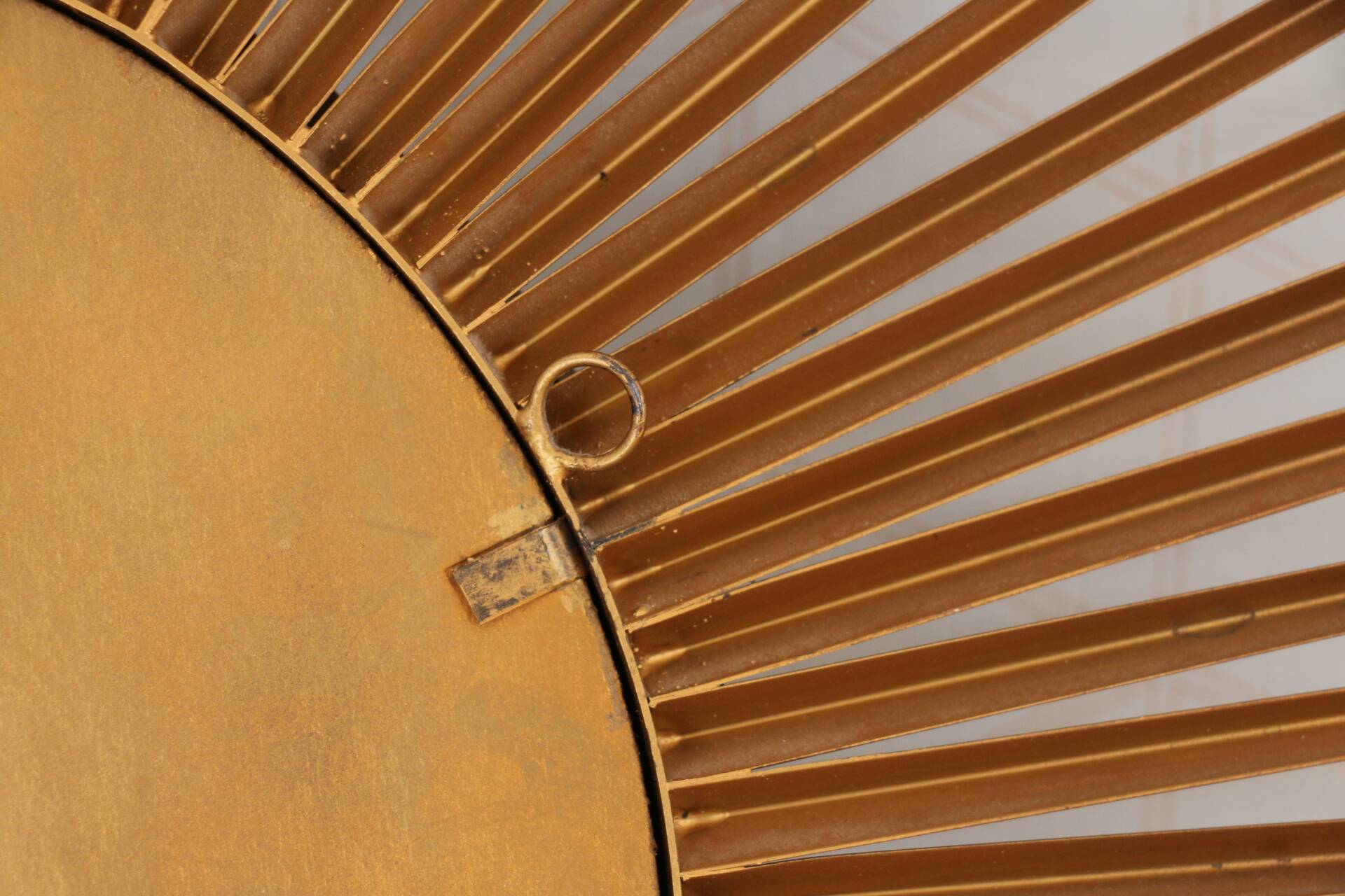 Witch mirror chaty-vallauris 856mm