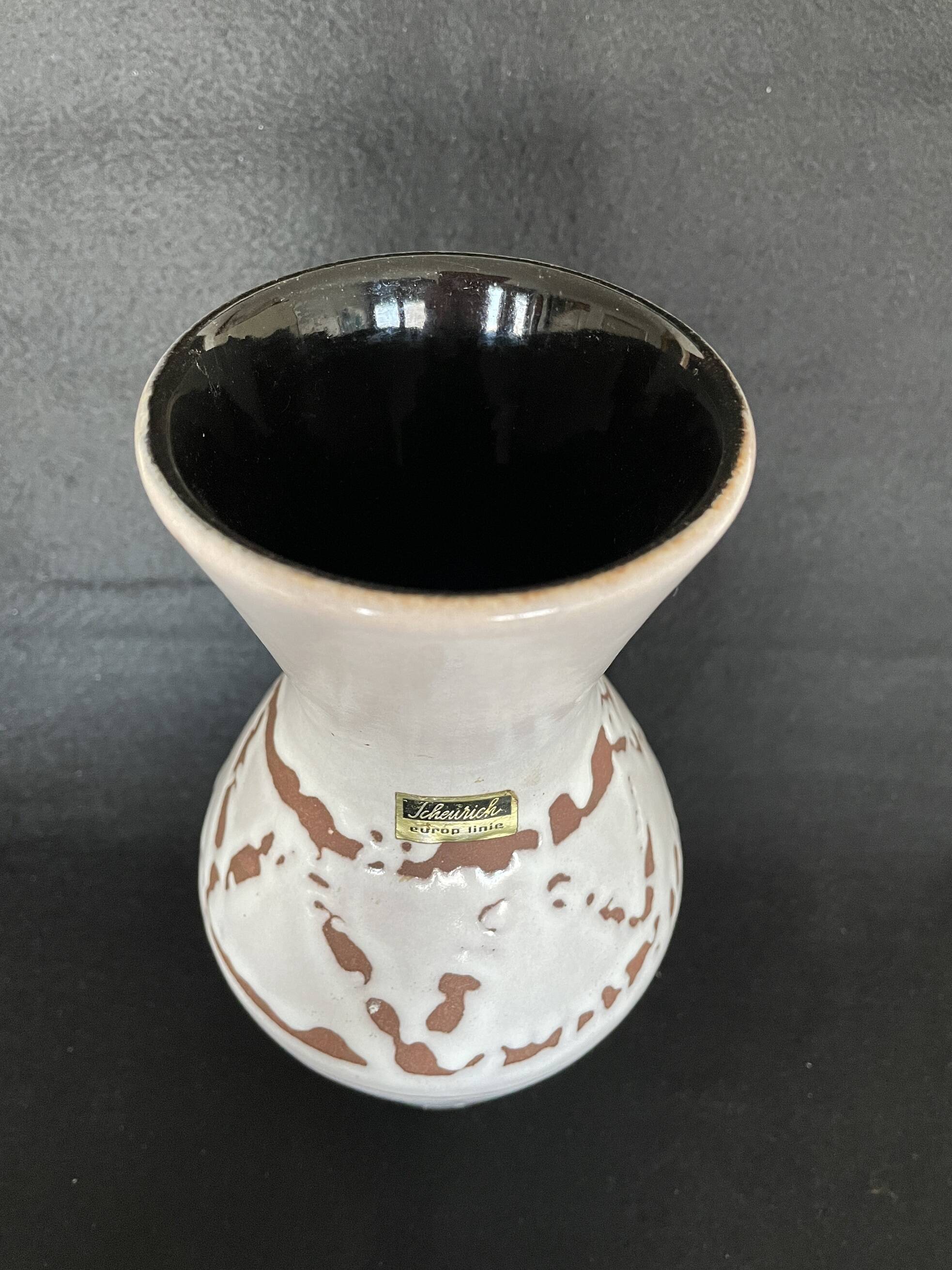 Vintage ceramic vase Scheurich europ linie 523 21