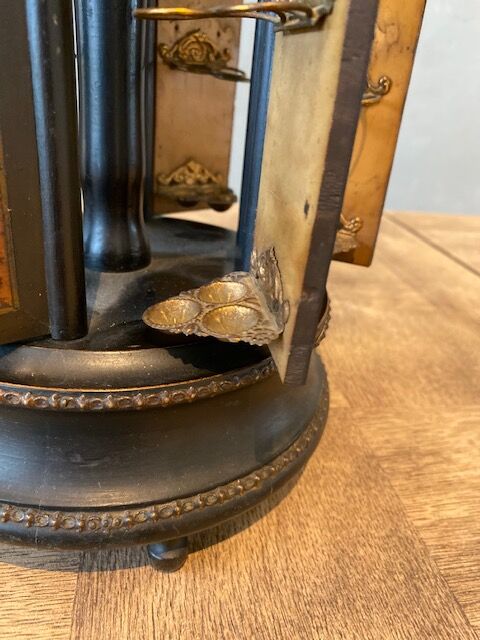 Music box cigar cellar