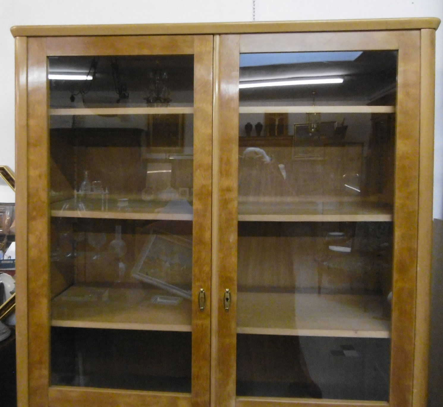 Showcase vintage 60s