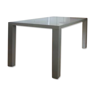 Bo Concept extendable dining table matt white lacquered finish