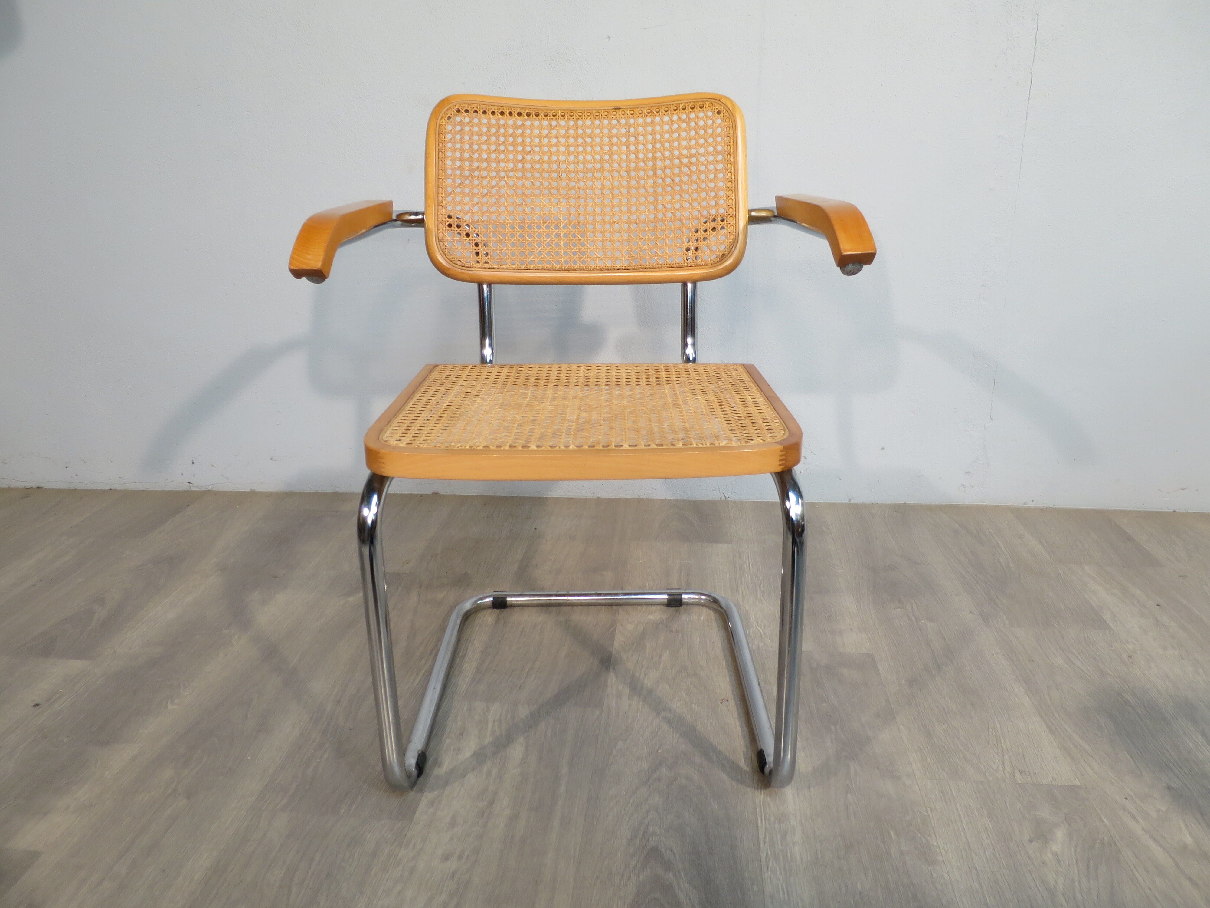 Fauteuil B64 de Marcel Breuer