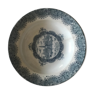 Hollow service dish in Iron Land