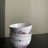 Set of 4 porcelain bowls