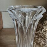 Ancien vase sur pied en cristal