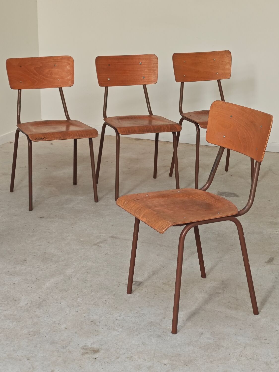 Lot de 4 chaises d'école tchèque style Mullca
