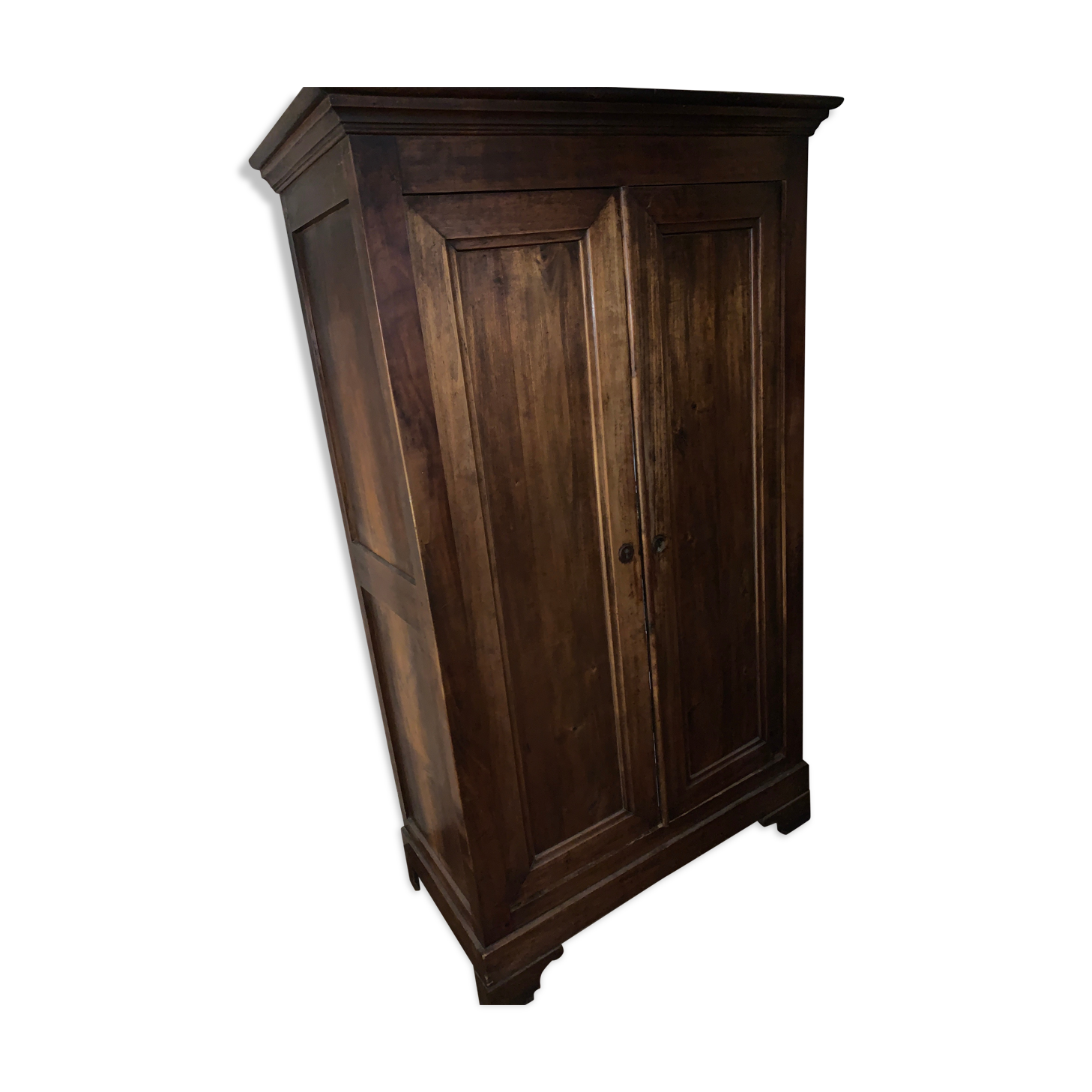 Wooden cabinet