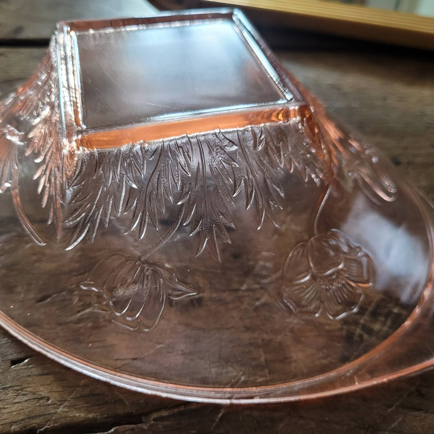 Art Deco molded pink glass bowl – Vallérysthal or Bohemian – 1930s
