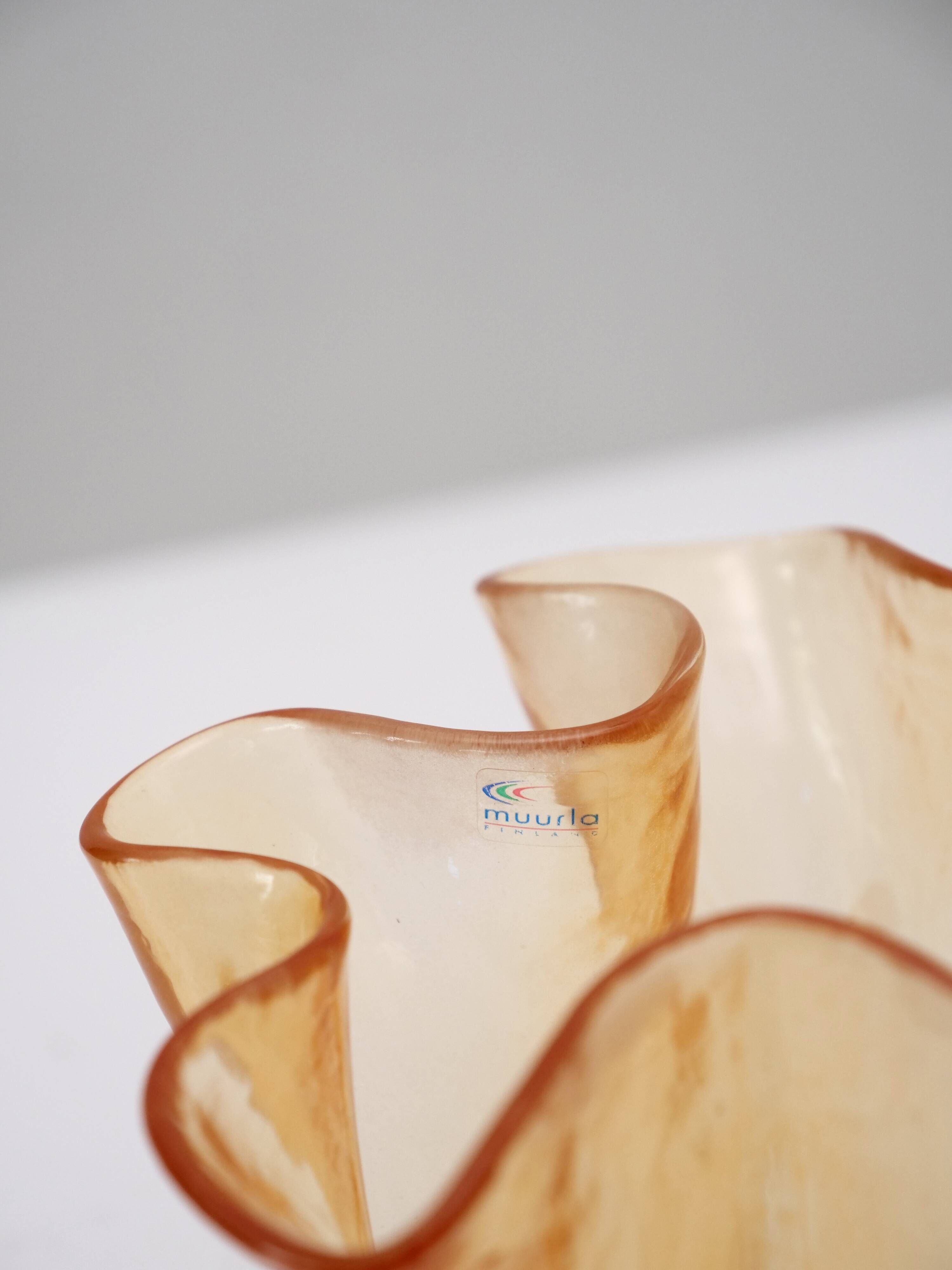 Vase mid century de Pertii Kalioninen, Muurla rose orangé, Finlande