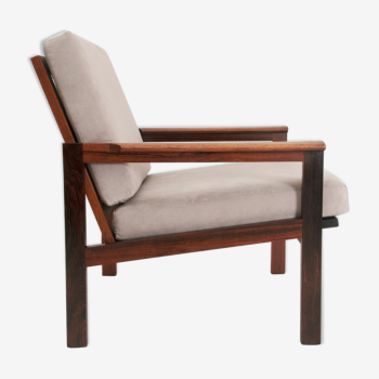 ‘Capella’ armchair by Illum Wikkelsø