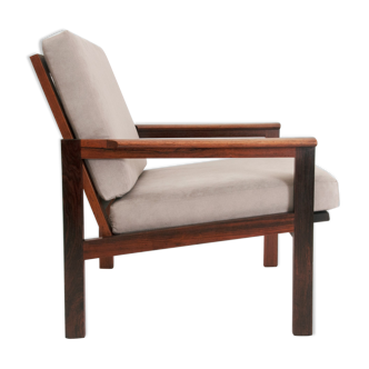 ‘Capella’ armchair by Illum Wikkelsø