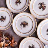 Assiettes à mignardises 1900