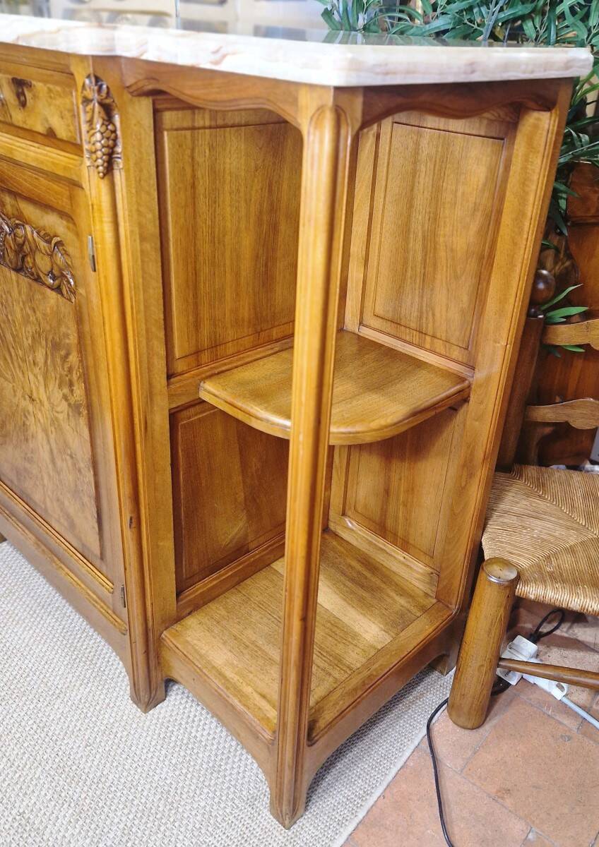 Buffet period end Art Nouveau École de Nancy in walnut by Gauthier Poinsignon (unsigned)