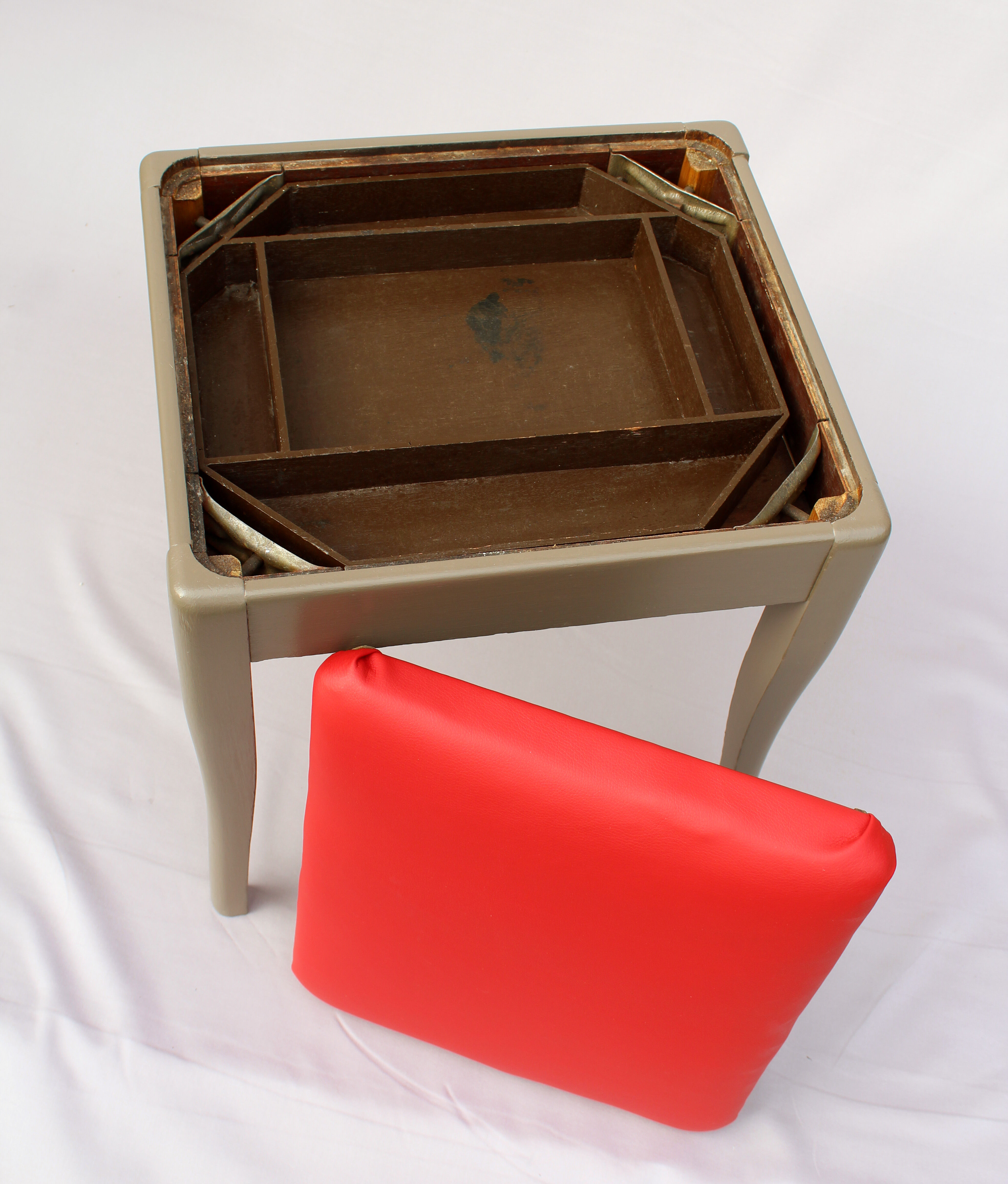 Piano stool "Ludvig".