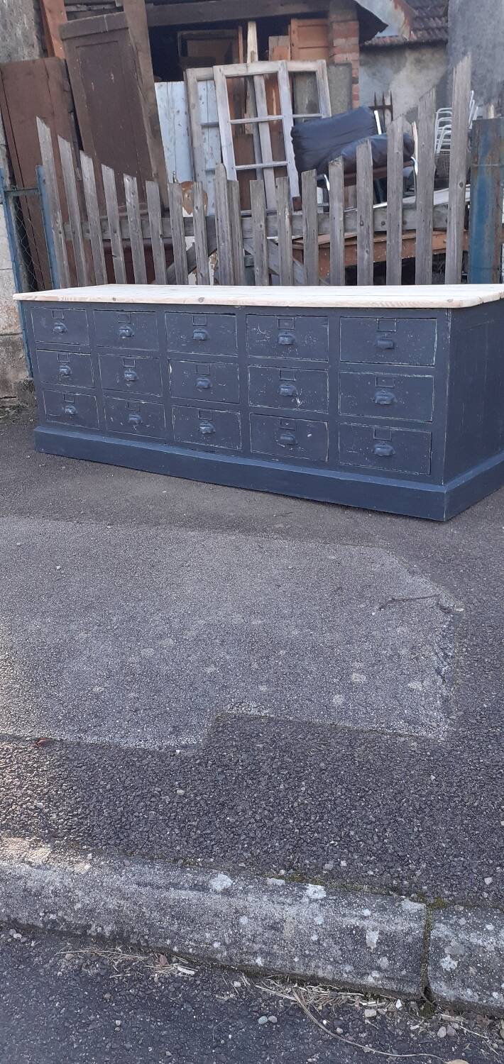 15-drawer craft cabinet