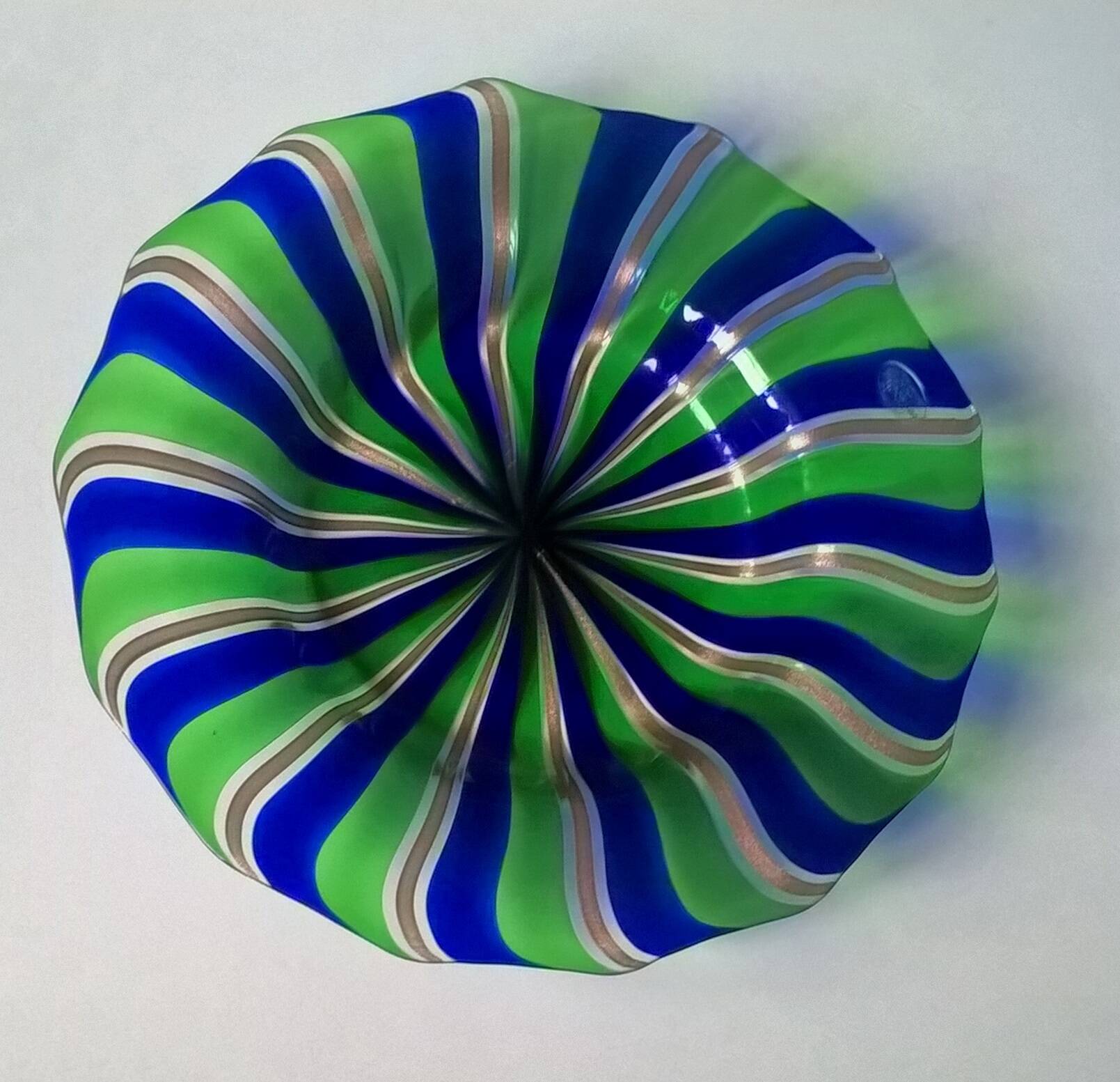 Centerpiece, vintage fruit bowl in murano glass blue green gold furlan