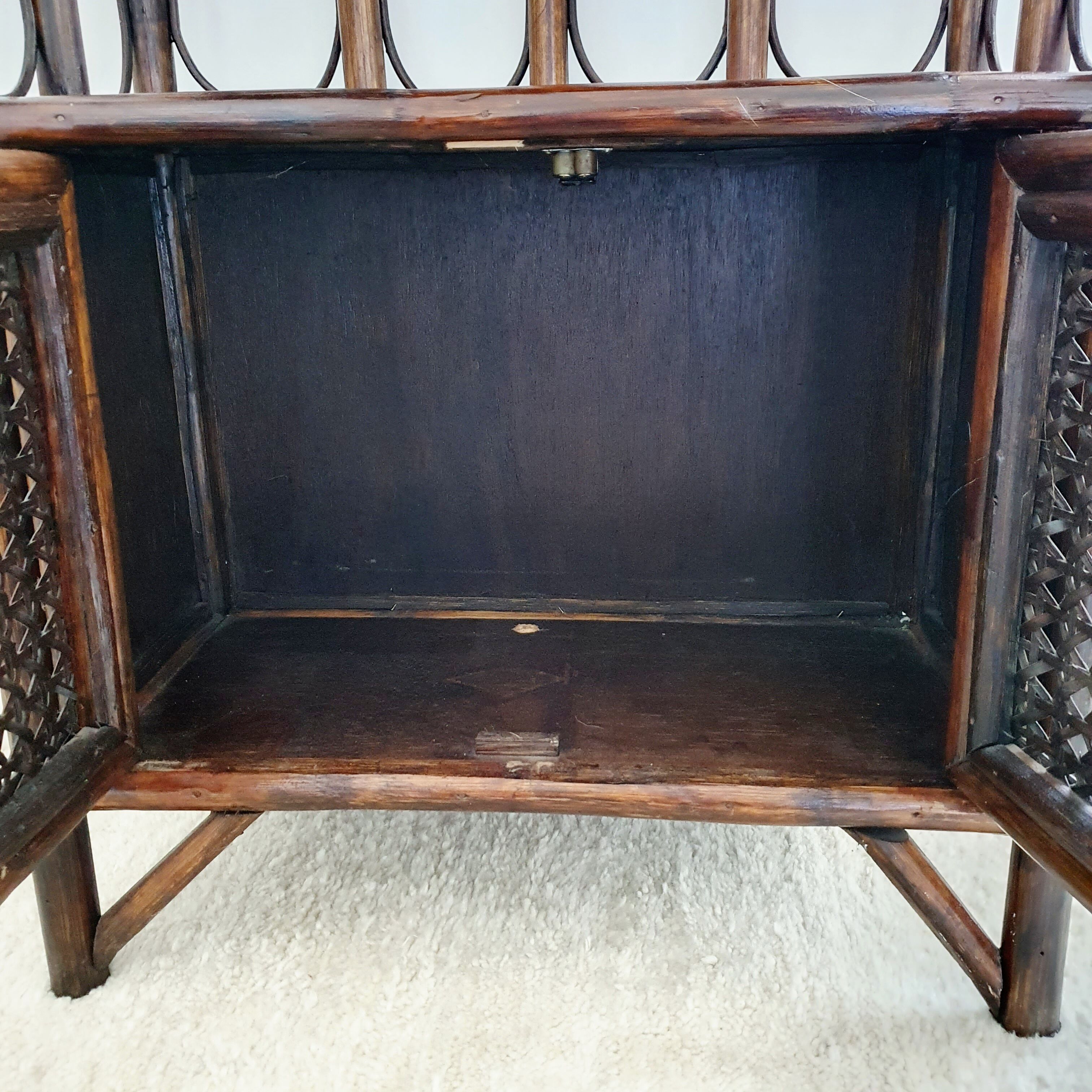 Rattan floor shelf and cannage from the 70s
