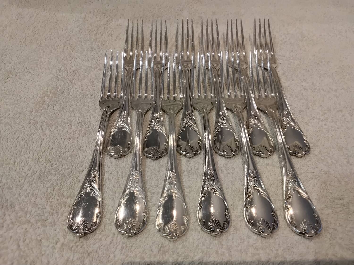 12 silver-plated dessert forks by Christofle Marly, 18.8cm