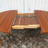 Expandable Scandinavian Roundtable