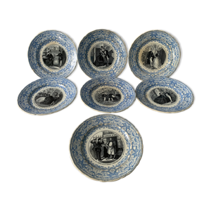 7 assiettes à dessert bleues et