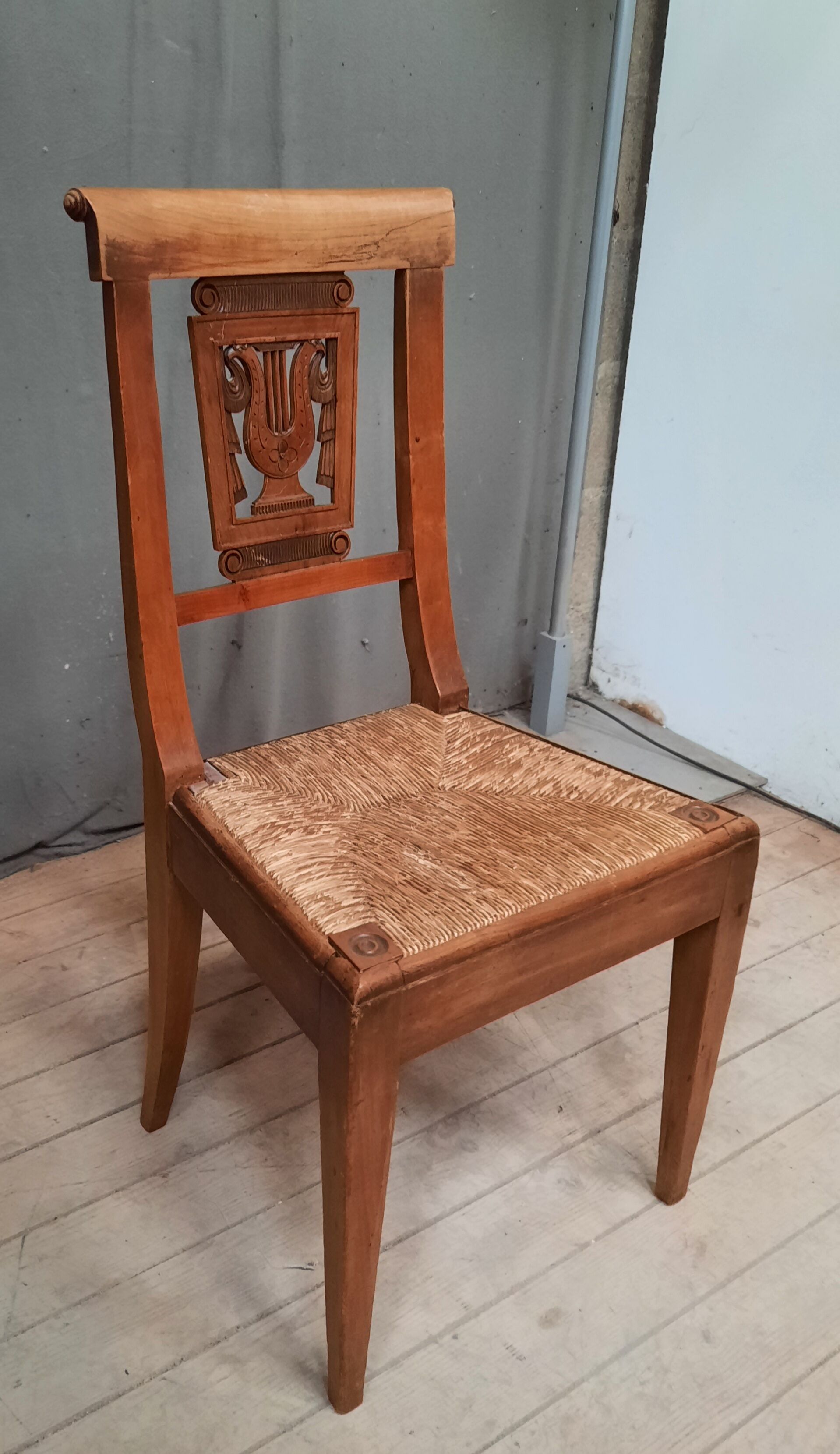 Straw chair nineteenth century