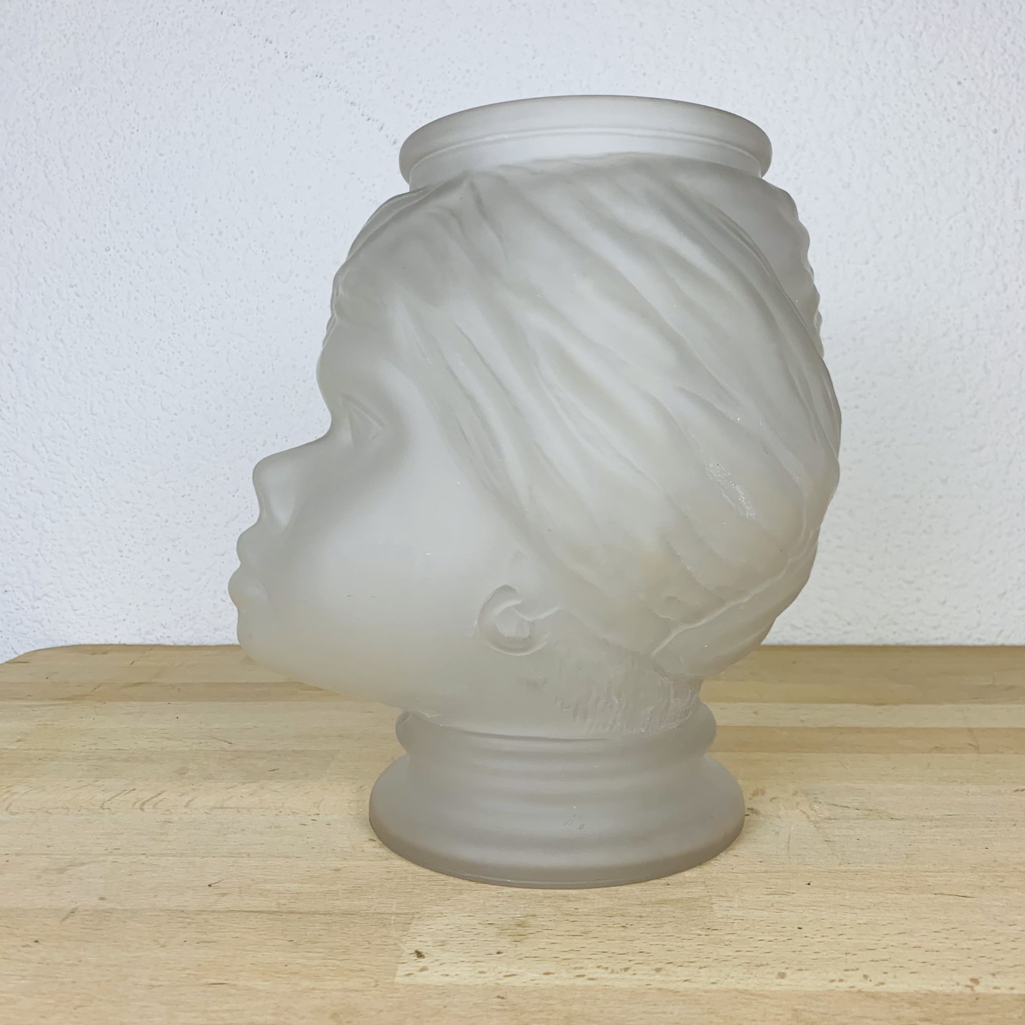 Vase nubien anthropomorphe verre