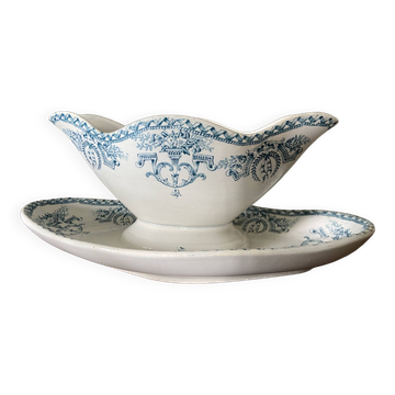 A.Lesacqz and M.Bouchart earthenware gravy boat, ST Amand