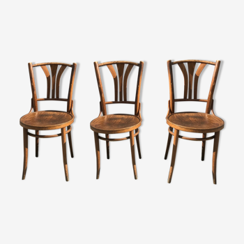 Set of 3 chairs published by Ton, Czech Republic