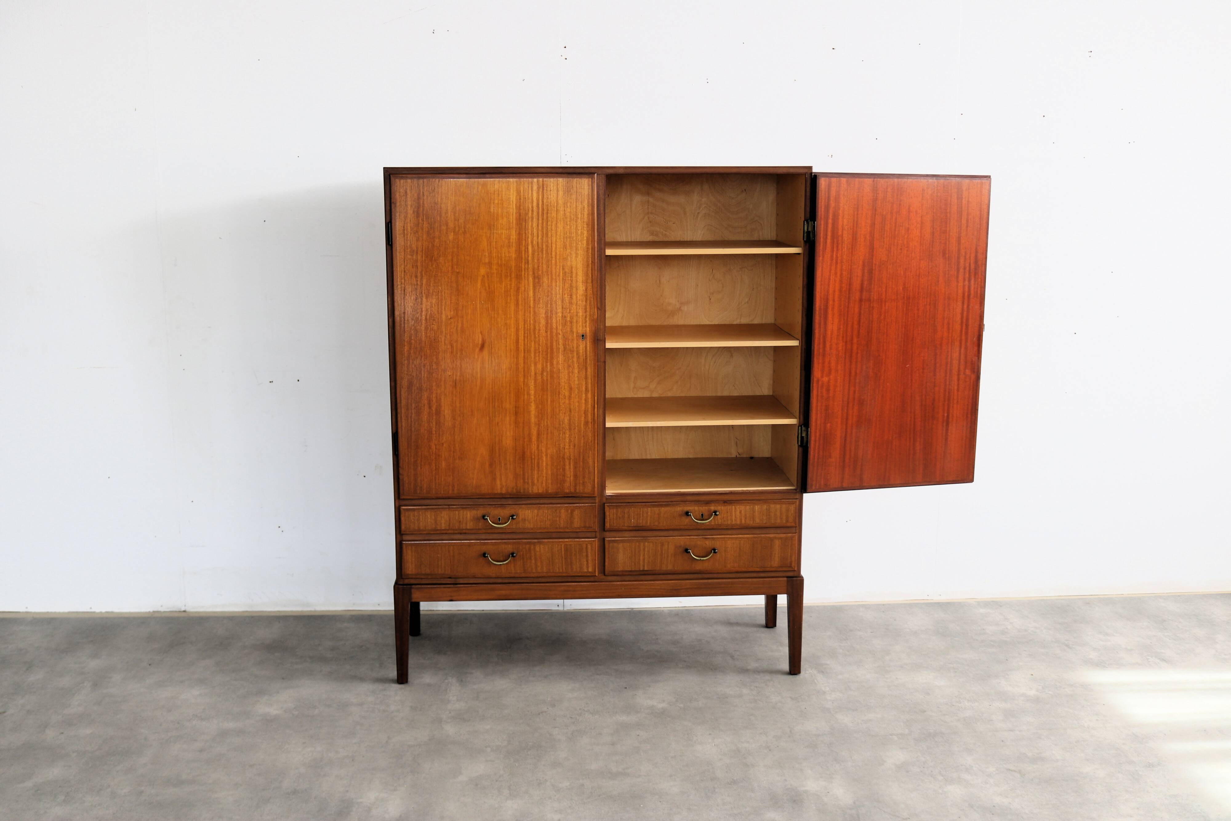 Armoire danoise, années 1960