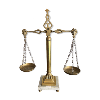 Trebuchet brass scale